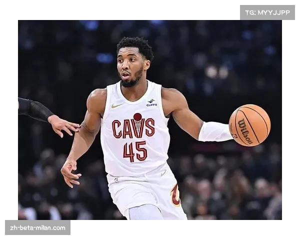 米切尔半场三分命中率高达71%,但正负值为-11仍需提升